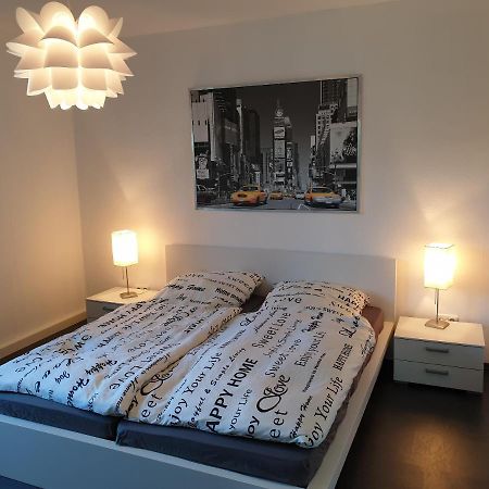 Andinas Ferienwohnung In Ruhiger Lage Direkt Am Wald Wilnsdorf Buitenkant foto