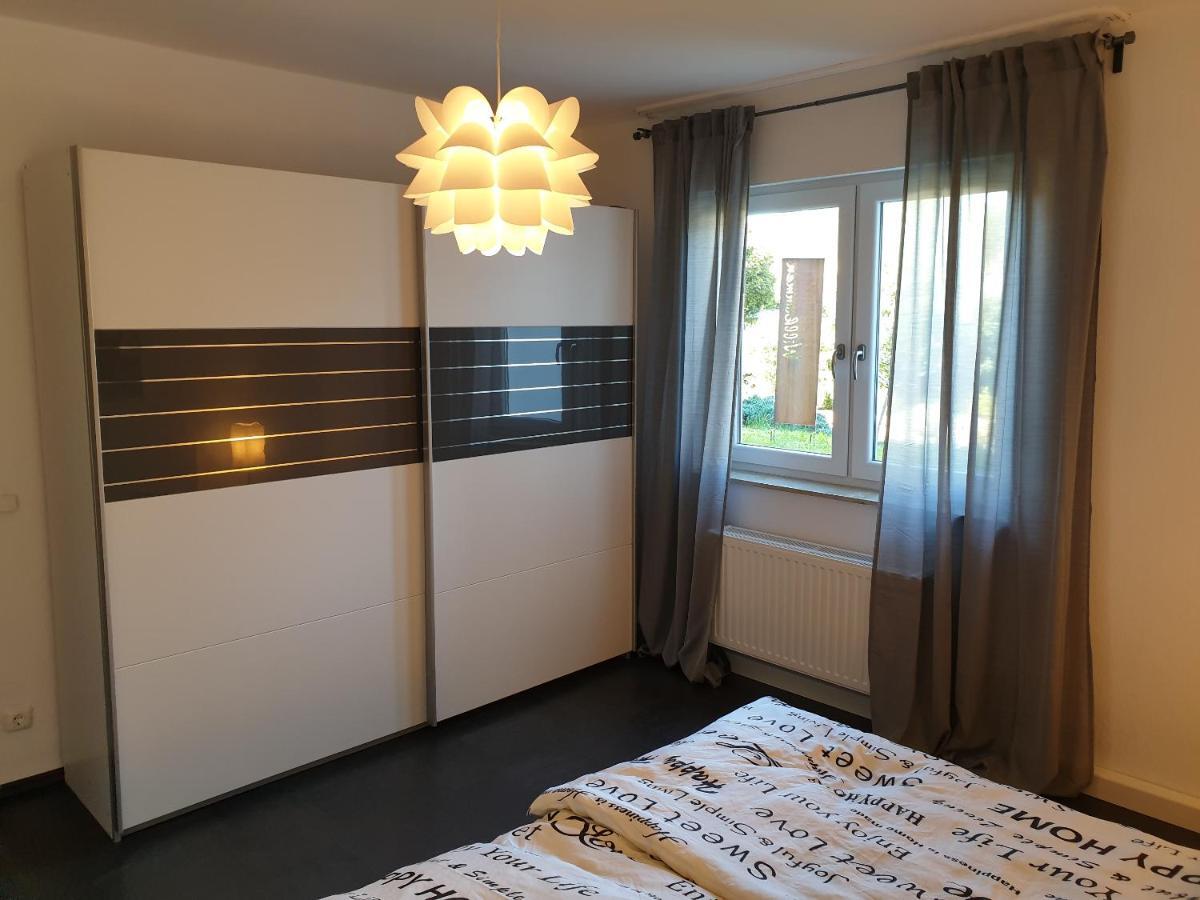 Andinas Ferienwohnung In Ruhiger Lage Direkt Am Wald Wilnsdorf Buitenkant foto