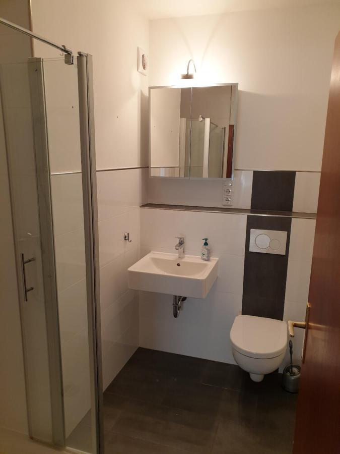 Andinas Ferienwohnung In Ruhiger Lage Direkt Am Wald Wilnsdorf Buitenkant foto