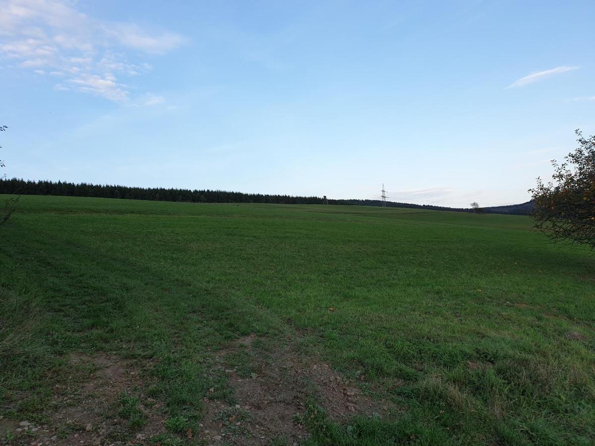 Andinas Ferienwohnung In Ruhiger Lage Direkt Am Wald Wilnsdorf Buitenkant foto